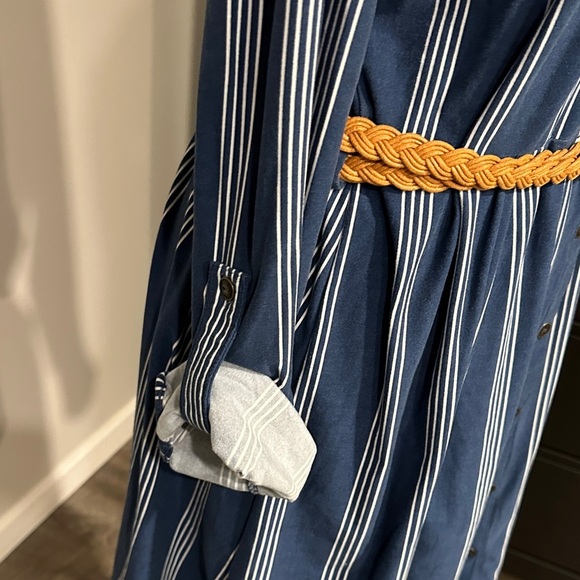 Blue/white Striped Shirt Dress with braided Belt roll up sleeves Size medium - Picture 2 of 8